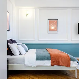 https://playroom-apartment.krakowhotelspoland.com