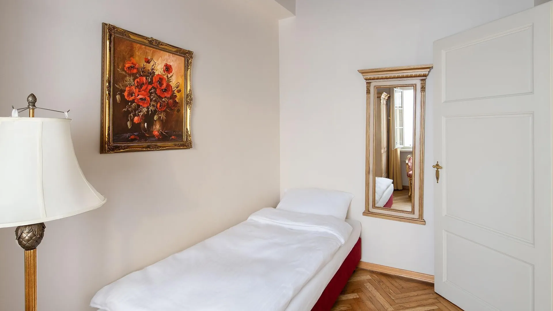 Hotel Residence Green Lobster Praga Apartahotel