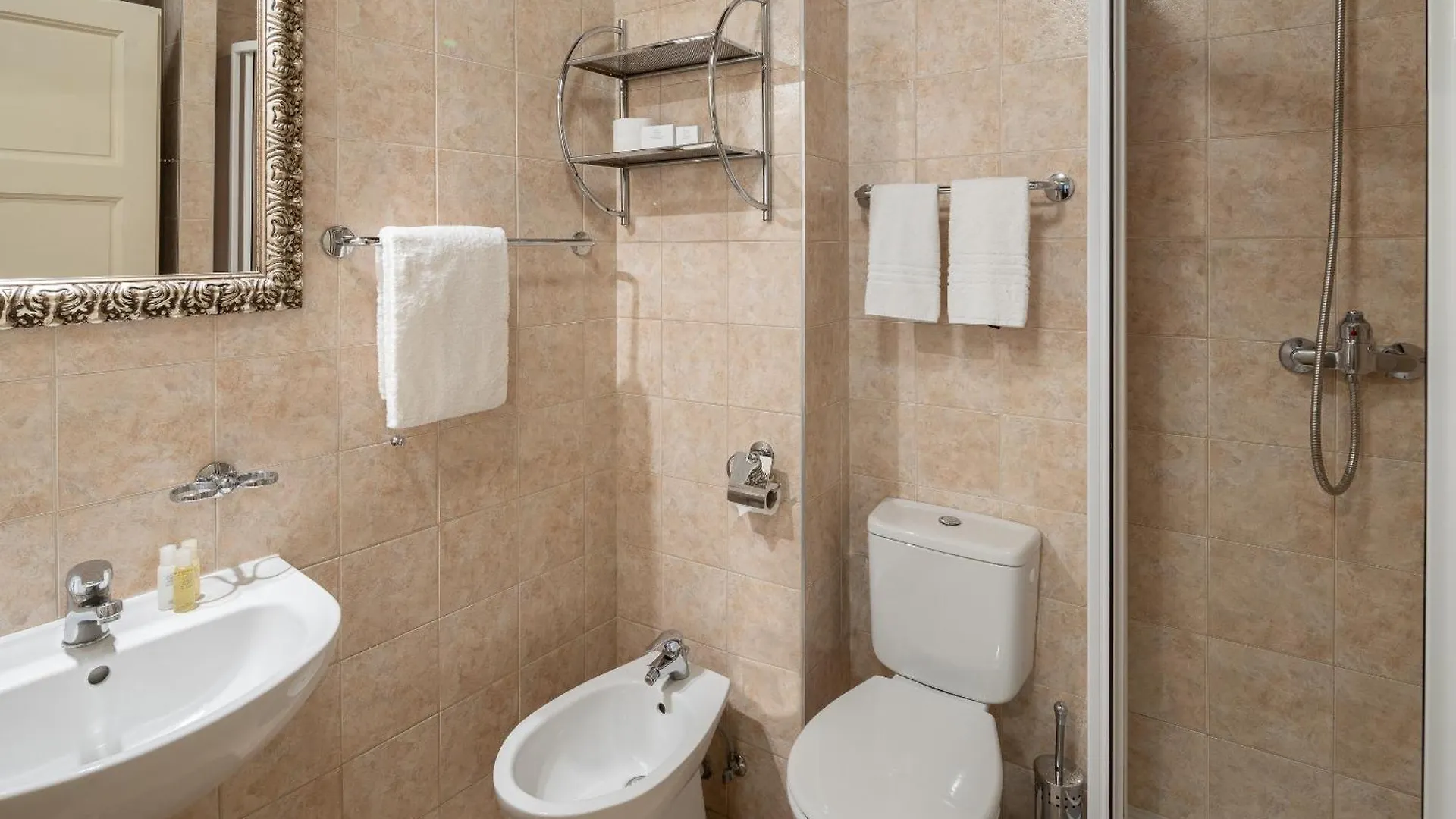 Hotel Residence Green Lobster Prag Lejlighedshotel
